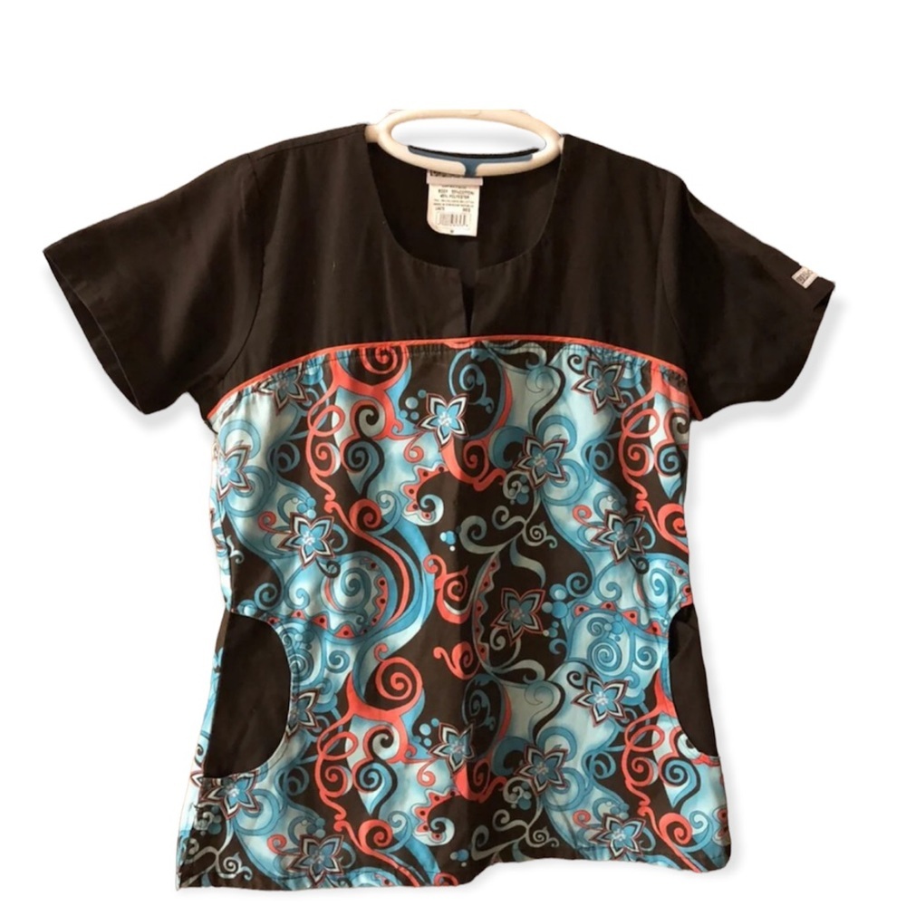 UAScrubs Top Size M Women’s Pull Over Multi Color Pockets Medical‎ Workwear